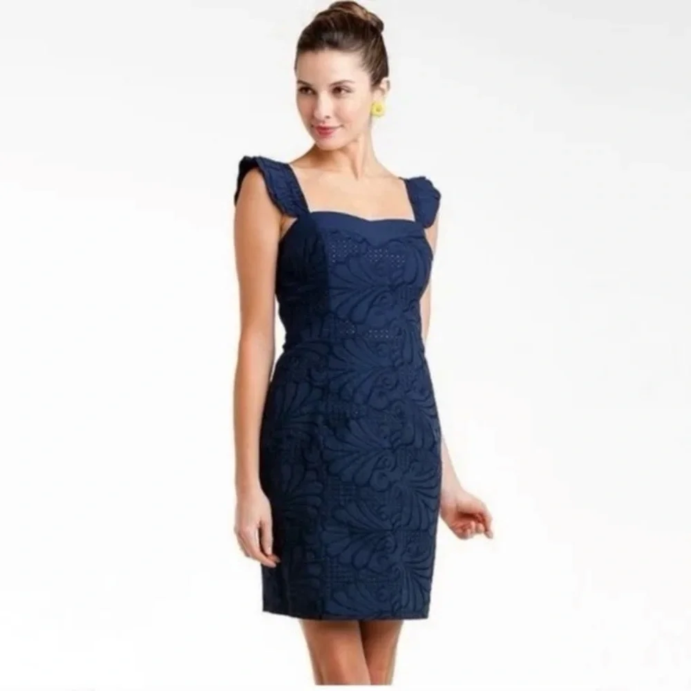 Lilly Pulitzer Navy Embroidered Sheath Dress NWT - Picture 1 of 9